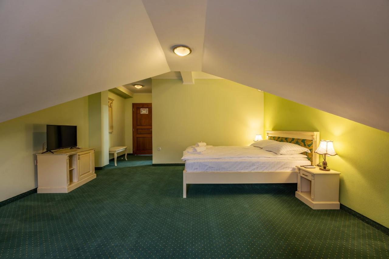 Hotel Princessophie Sighisoara Luaran gambar