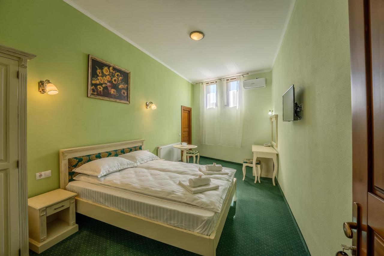 Hotel Princessophie Sighisoara Luaran gambar
