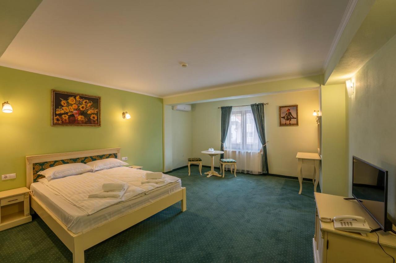 Hotel Princessophie Sighisoara Luaran gambar