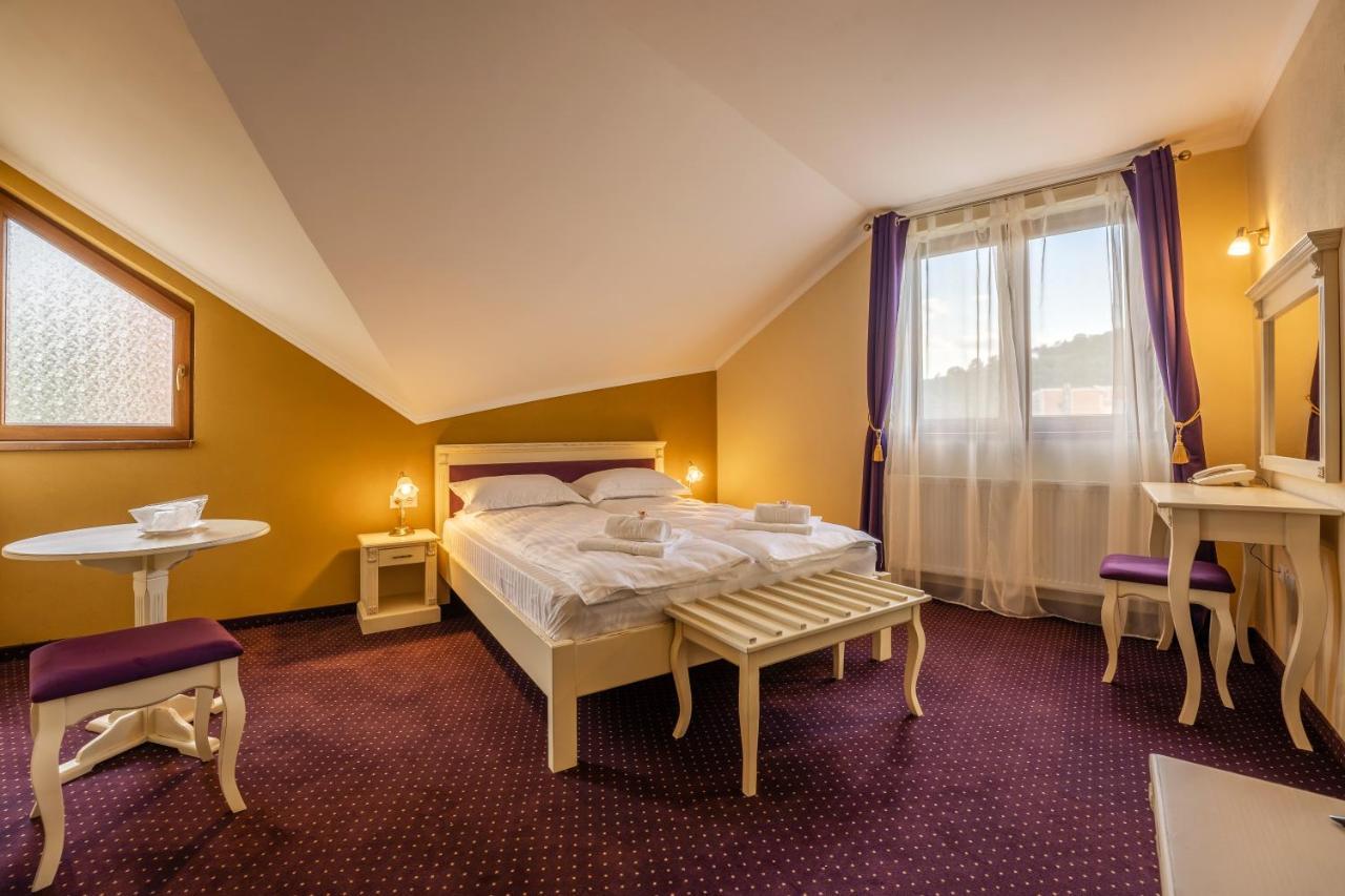 Hotel Princessophie Sighisoara Luaran gambar