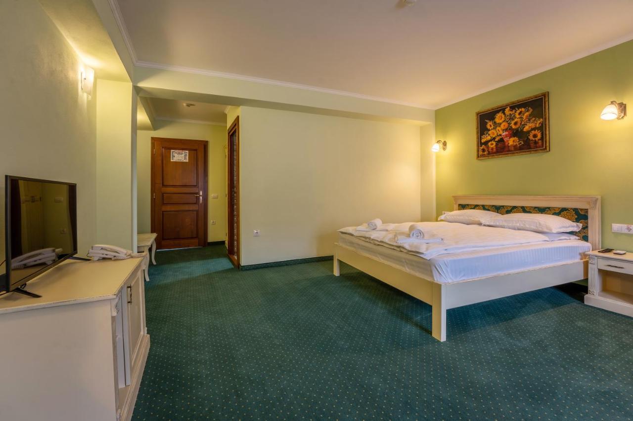 Hotel Princessophie Sighisoara Luaran gambar