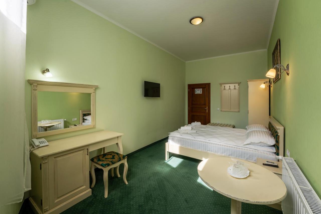 Hotel Princessophie Sighisoara Luaran gambar