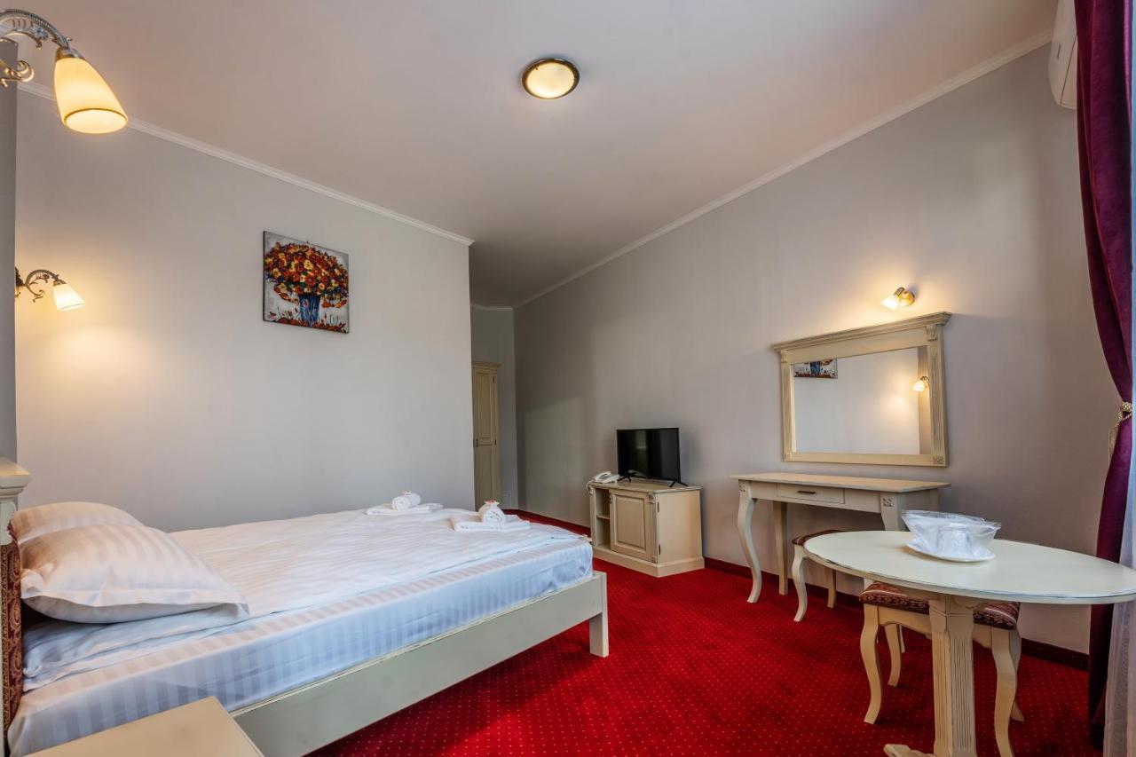 Hotel Princessophie Sighisoara Luaran gambar