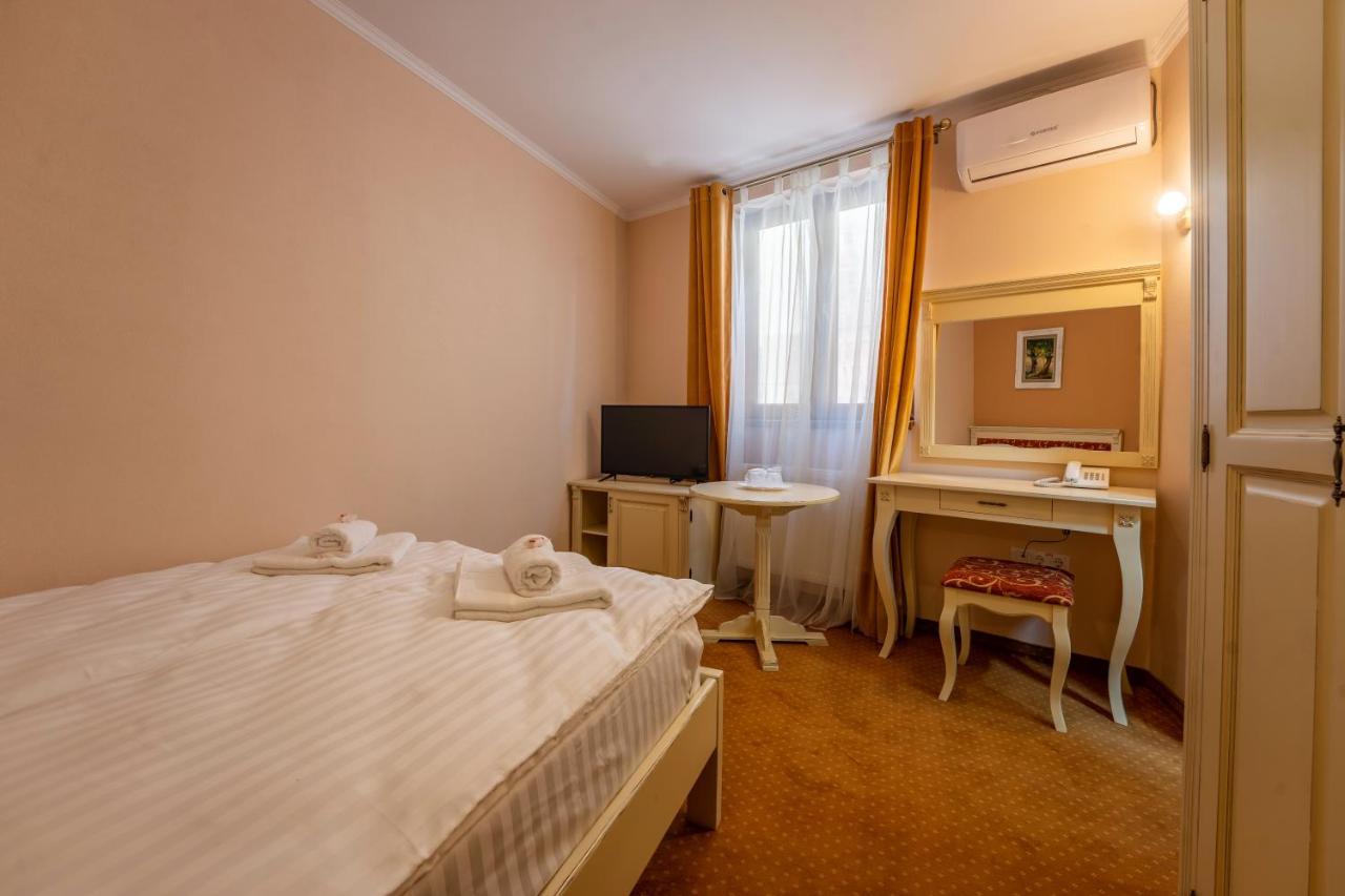 Hotel Princessophie Sighisoara Luaran gambar
