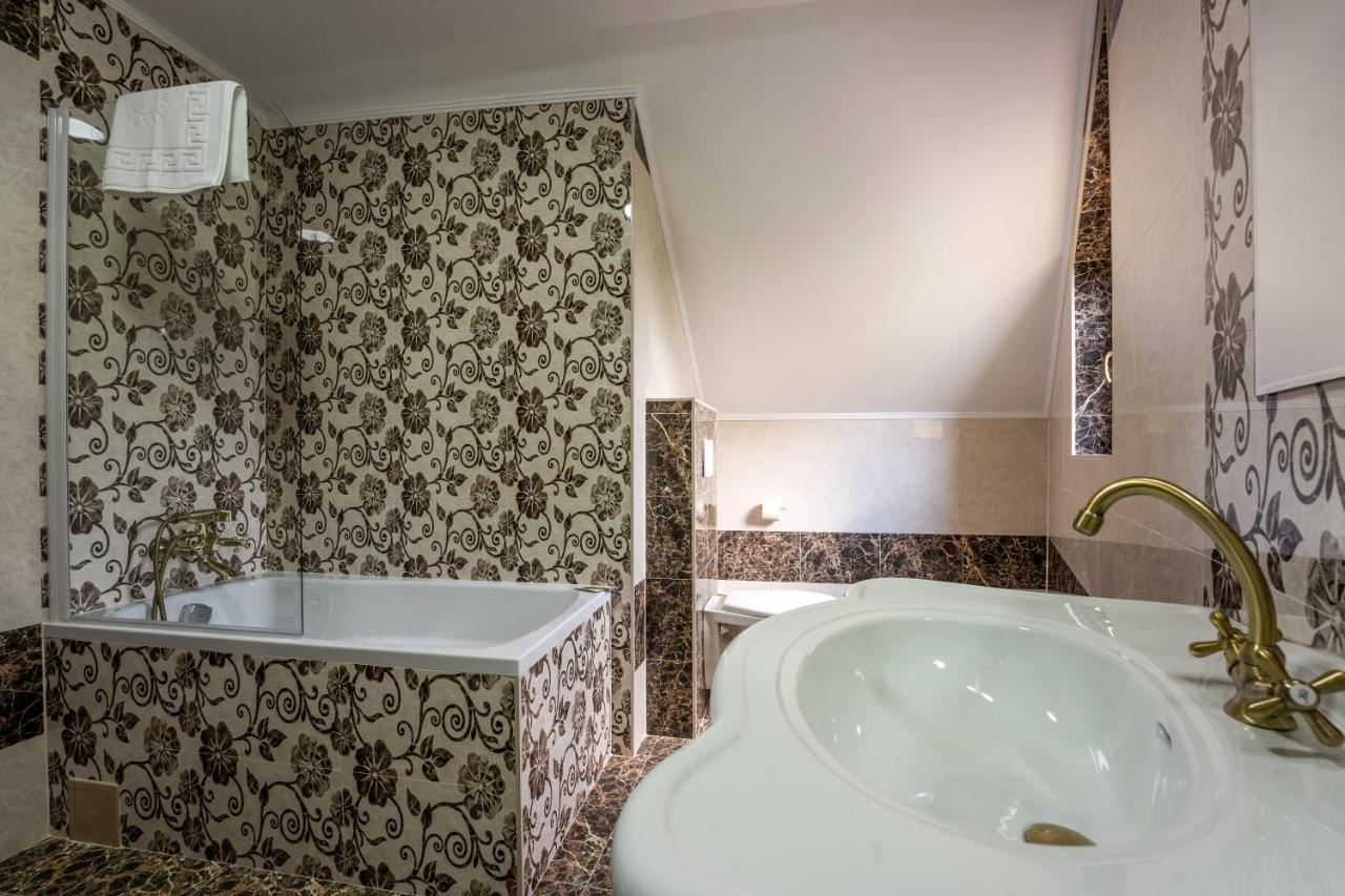 Hotel Princessophie Sighisoara Luaran gambar