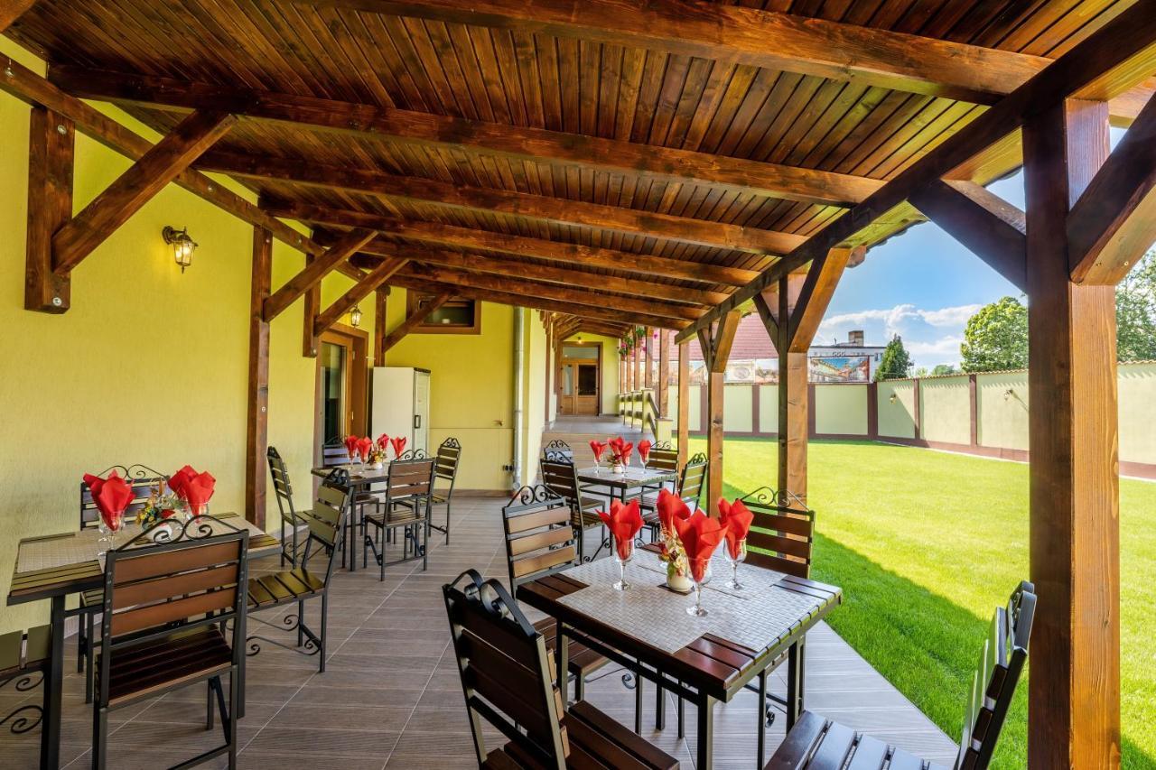 Hotel Princessophie Sighisoara Luaran gambar