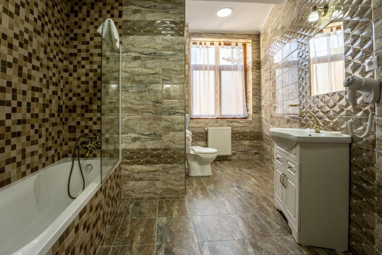 Hotel Princessophie Sighisoara Luaran gambar