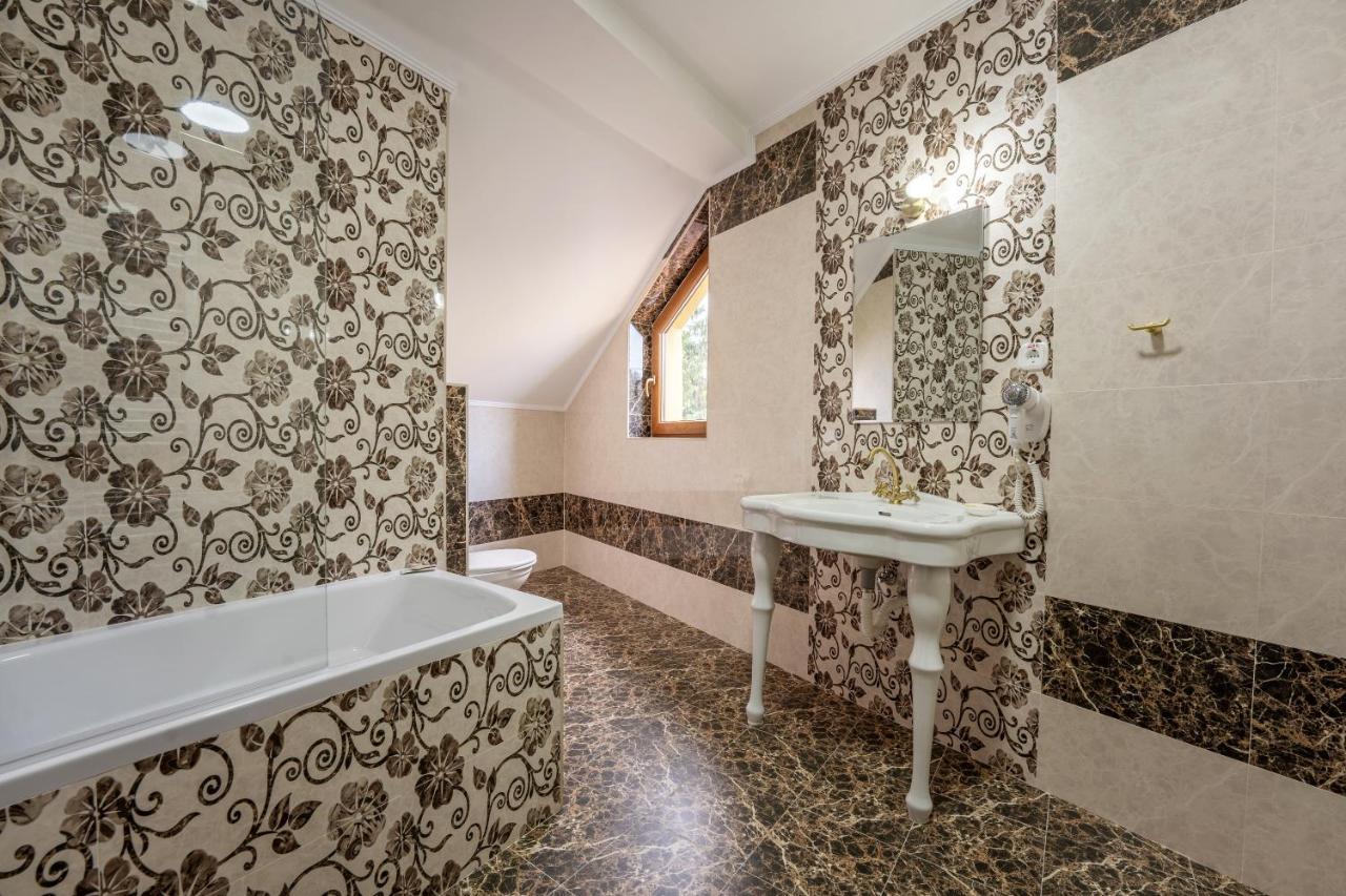 Hotel Princessophie Sighisoara Luaran gambar