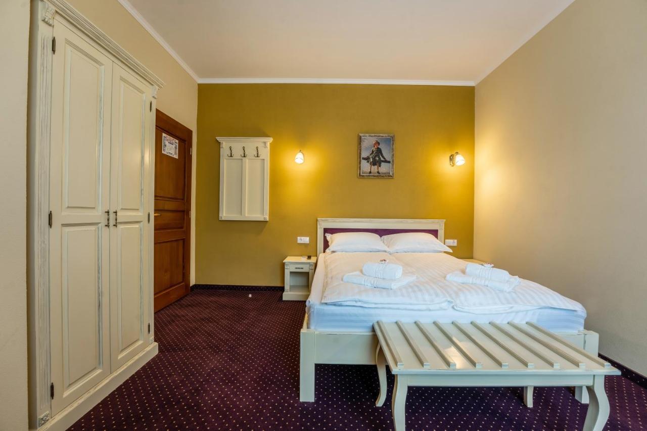 Hotel Princessophie Sighisoara Luaran gambar